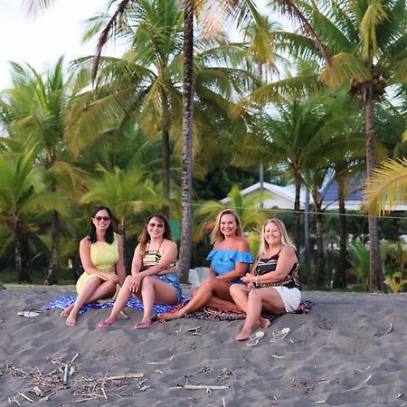 Cocomar Beachfront Hotel ปาร์ริตา ภายนอก รูปภาพ